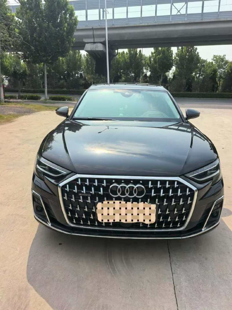 济宁25年奥迪A8L1