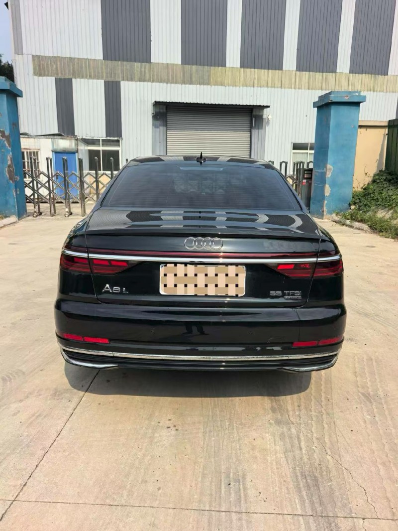 济宁25年奥迪A8L9