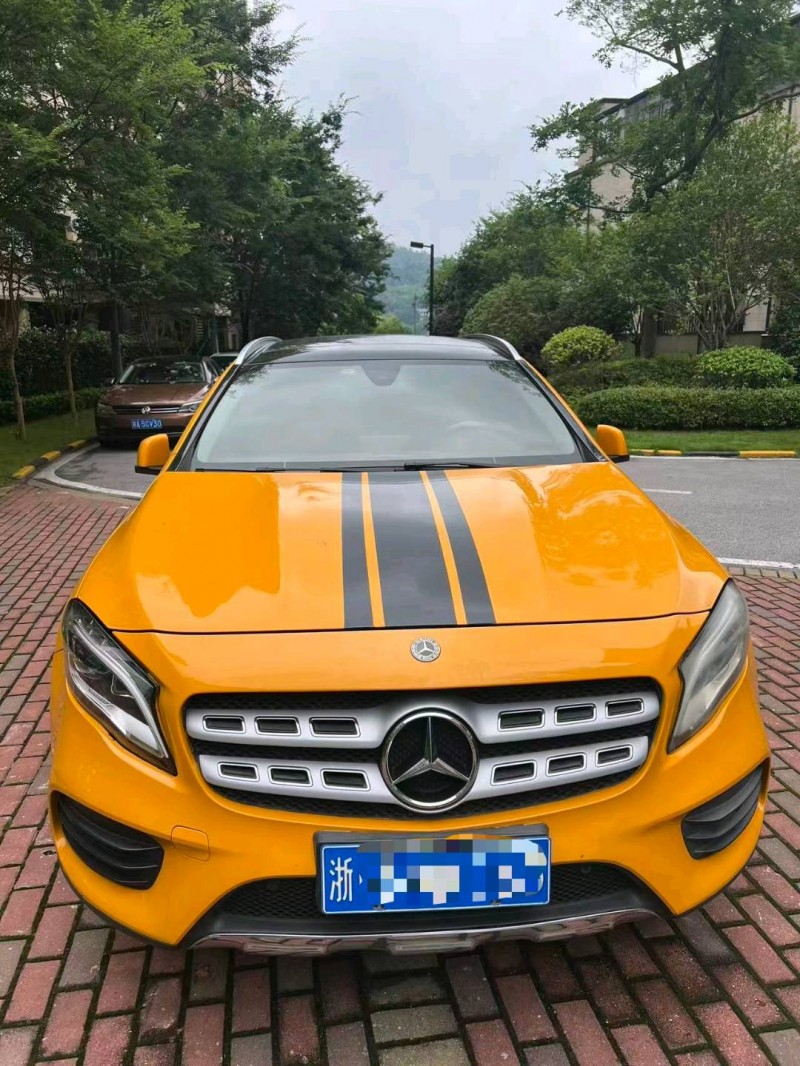长沙19年奔驰CLA1