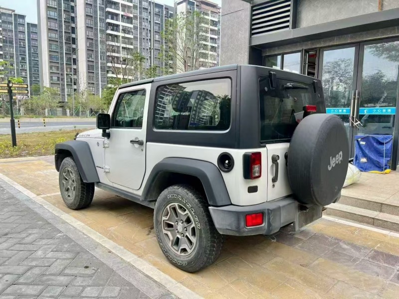 佛山17年Jeep牧马人5
