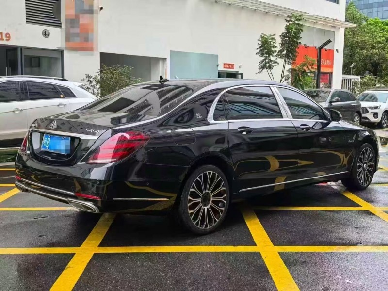 深圳20年奔驰迈巴赫S级8