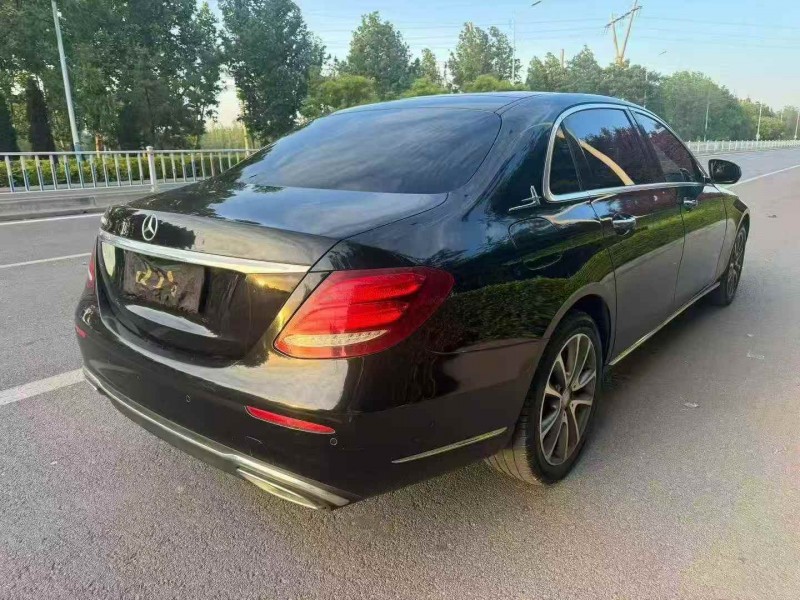 东营17年奔驰E9
