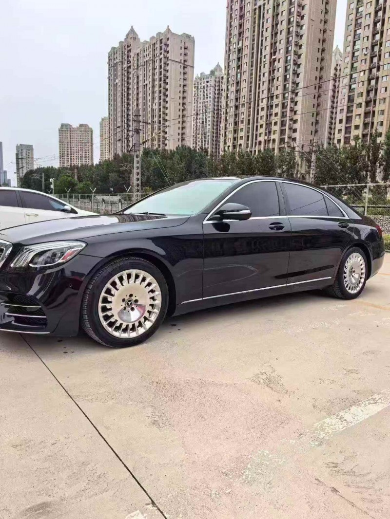 东营17年奔驰S3