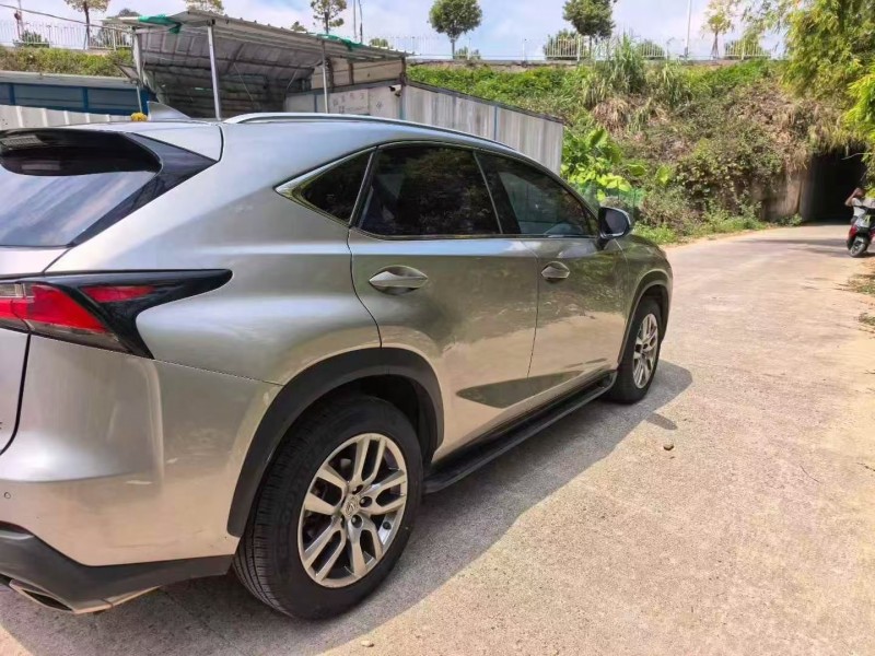 佛山17年雷克萨斯NX4
