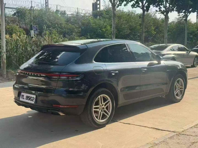 洛阳19年保时捷Macan7
