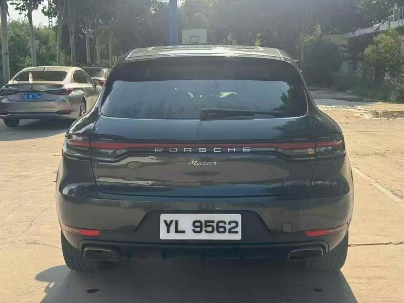 洛阳19年保时捷Macan9