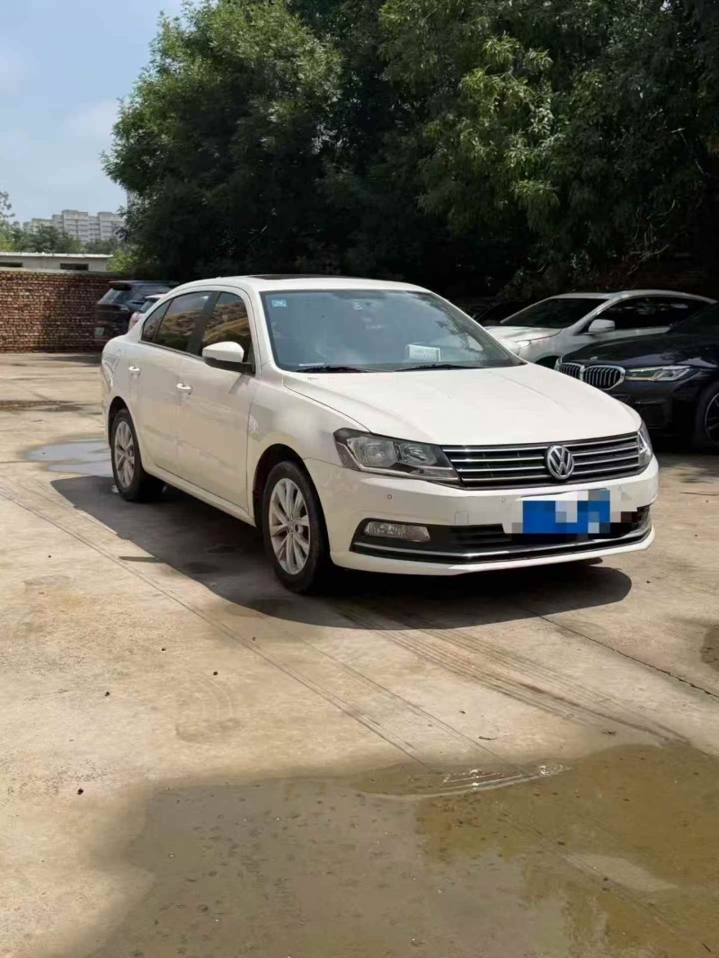 枣庄20年大众朗逸5