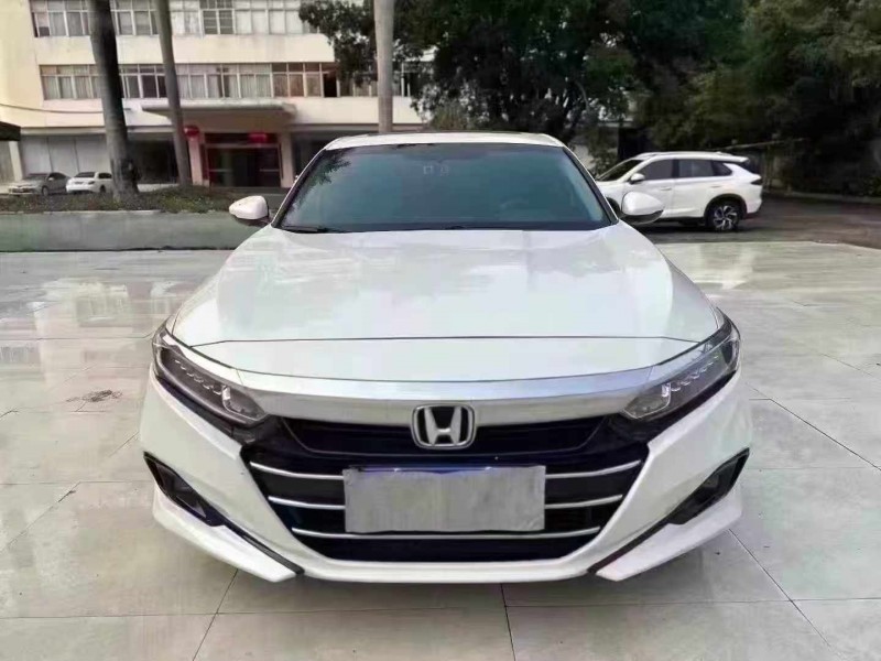 湛江22年本田雅阁1