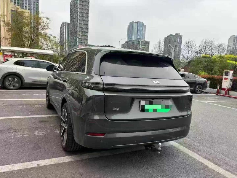 重庆25年理想L73