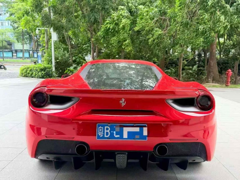 深圳18年法拉利4889