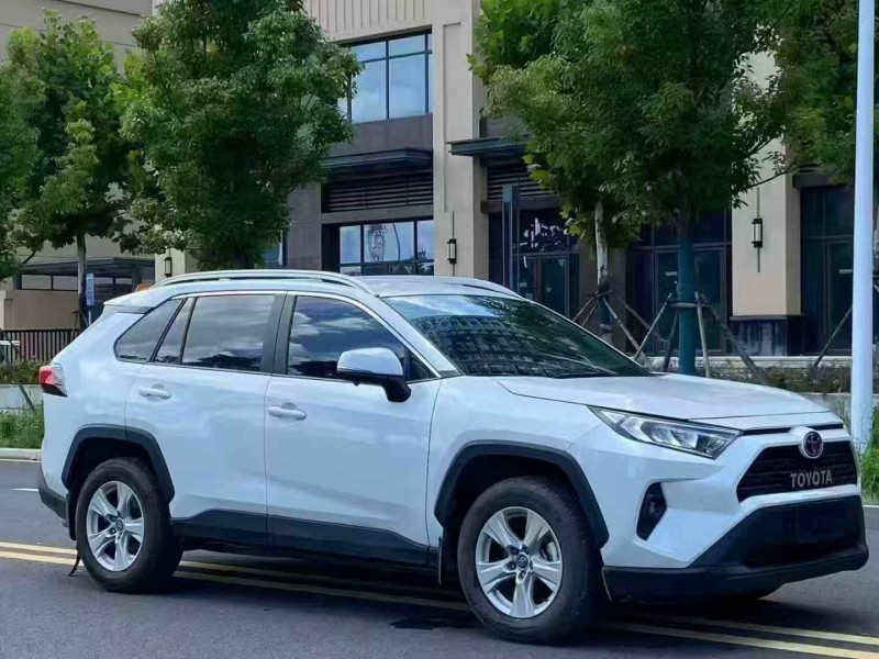 鄂州24年丰田RAV42