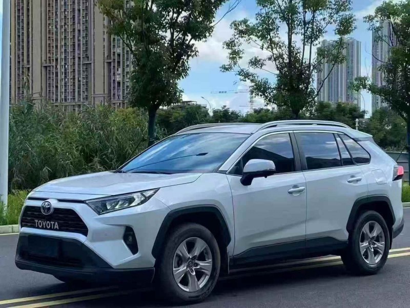 鄂州24年丰田RAV43