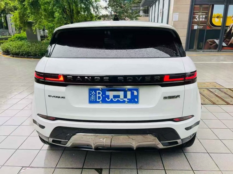 广州24年路虎极光9