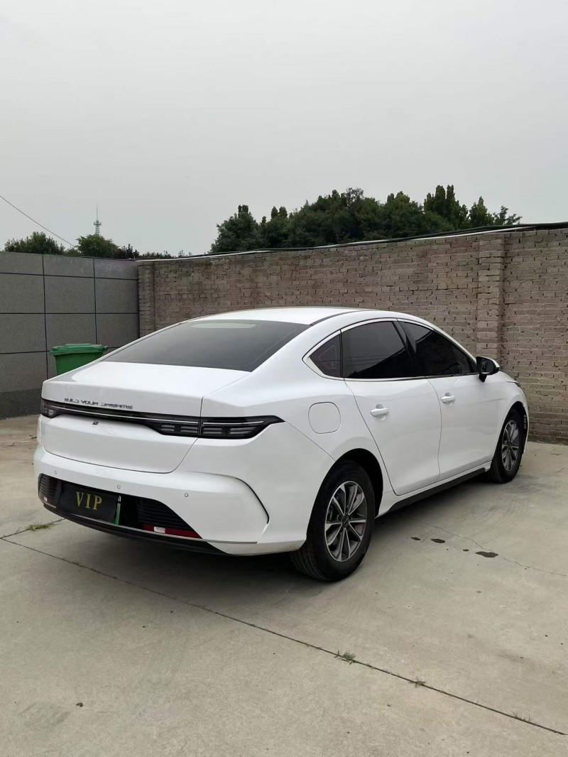 廊坊25年比亚迪驱逐舰7