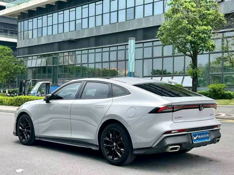 東莞24年長安汽車UNI9