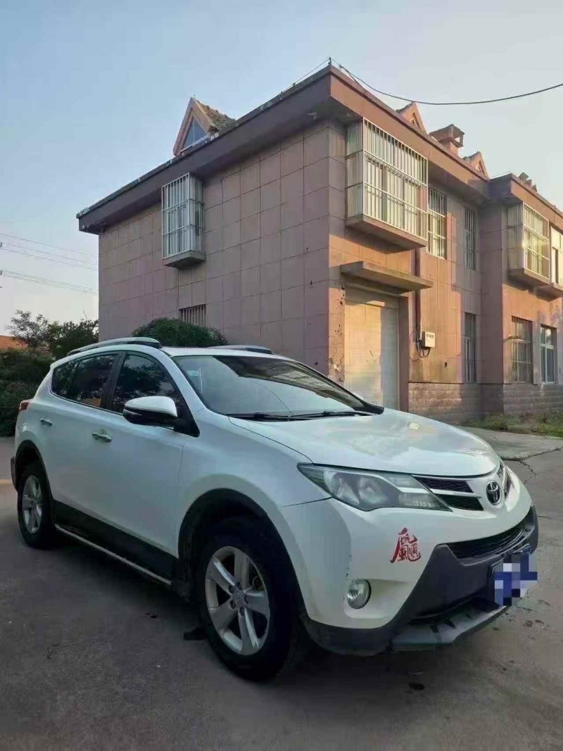 東營13年豐田RAV4榮放3