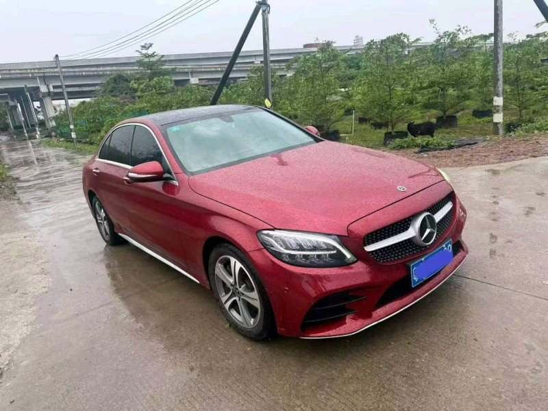 中山19年奔驰C2