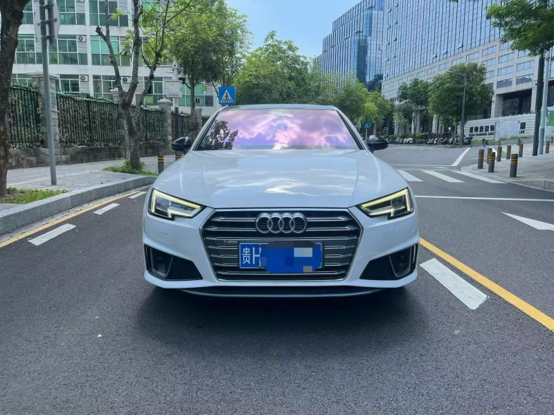 深圳20年奥迪A4L1
