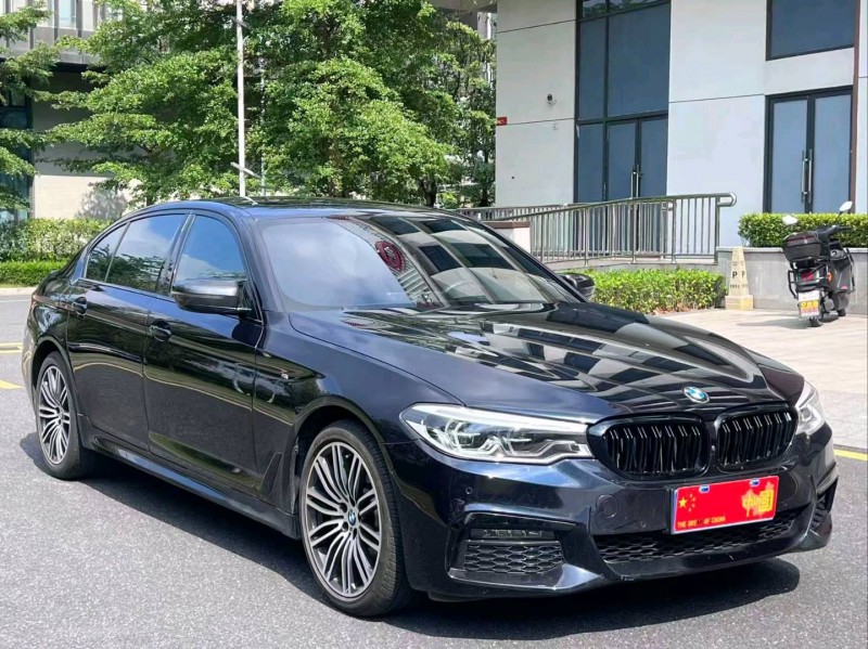 广州19年宝马5系3