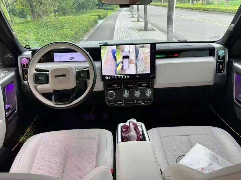 湖州25年奇瑞ICAR5