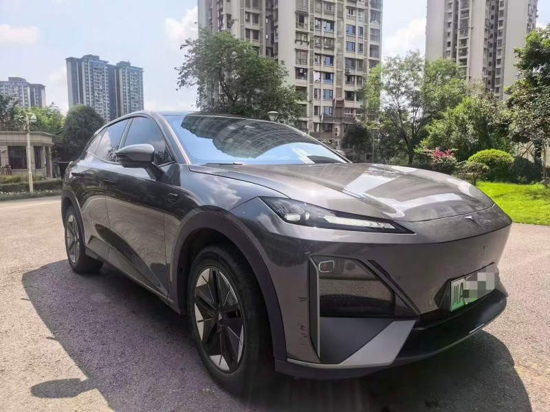 成都23年長安汽車深藍2