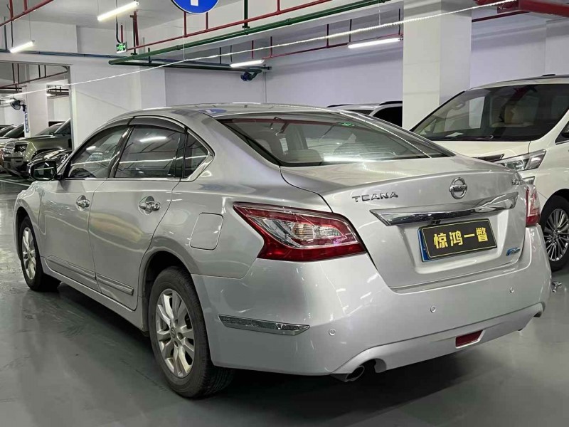 深圳14年日產天籟7