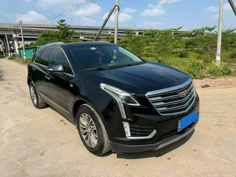 中山19年凯迪拉克XT52