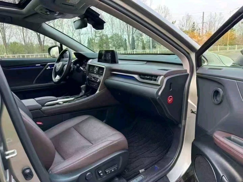 滨州22年雷克萨斯RX8