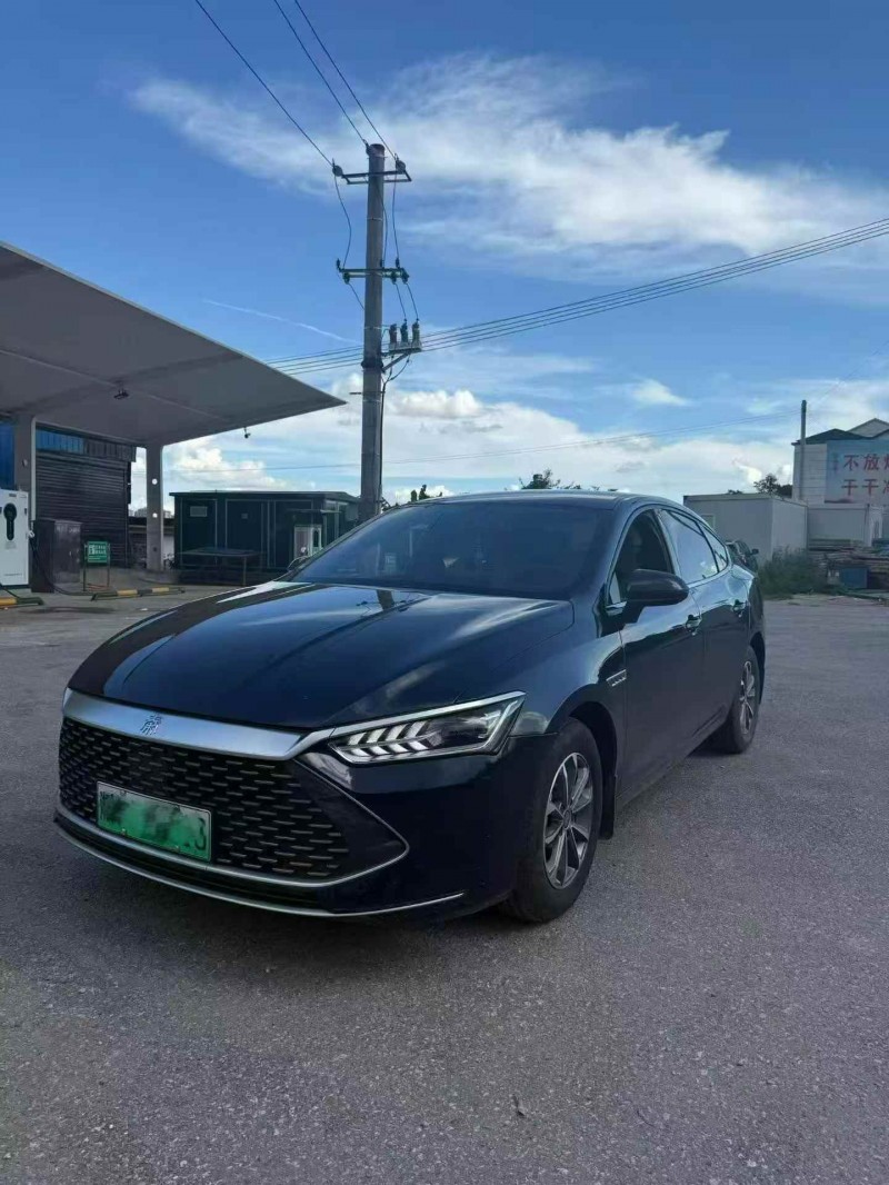 常德24年比亚迪秦3