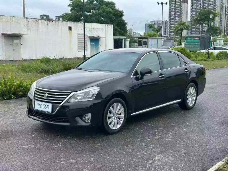 南宁13年丰田皇冠3