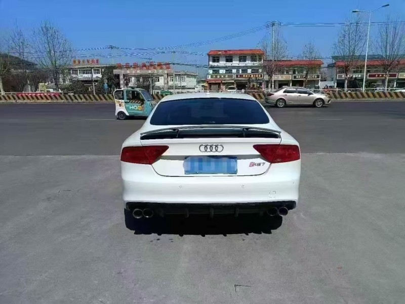 潍坊14年奥迪A7L9
