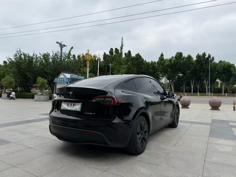 枣庄24年特斯拉MODEL Y8