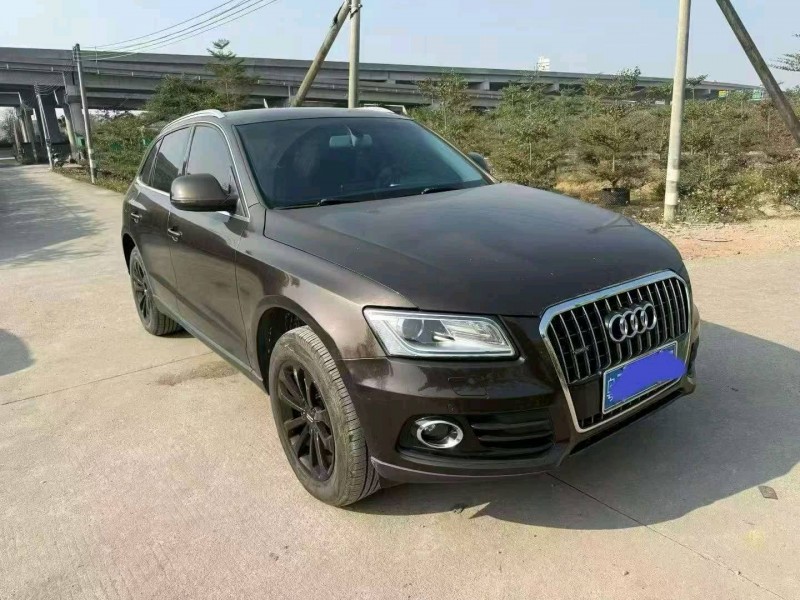 中山15年奧迪Q52
