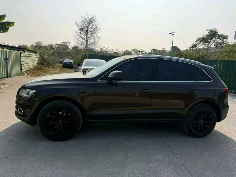 中山15年奧迪Q56