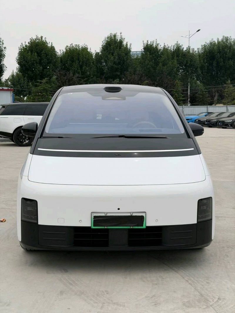 新乡26年理想mega1