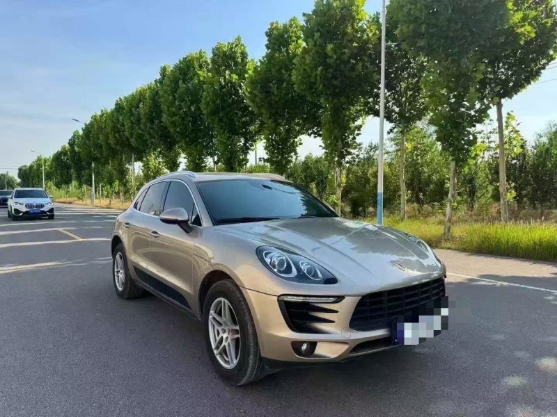 菏泽16年保时捷Macan2