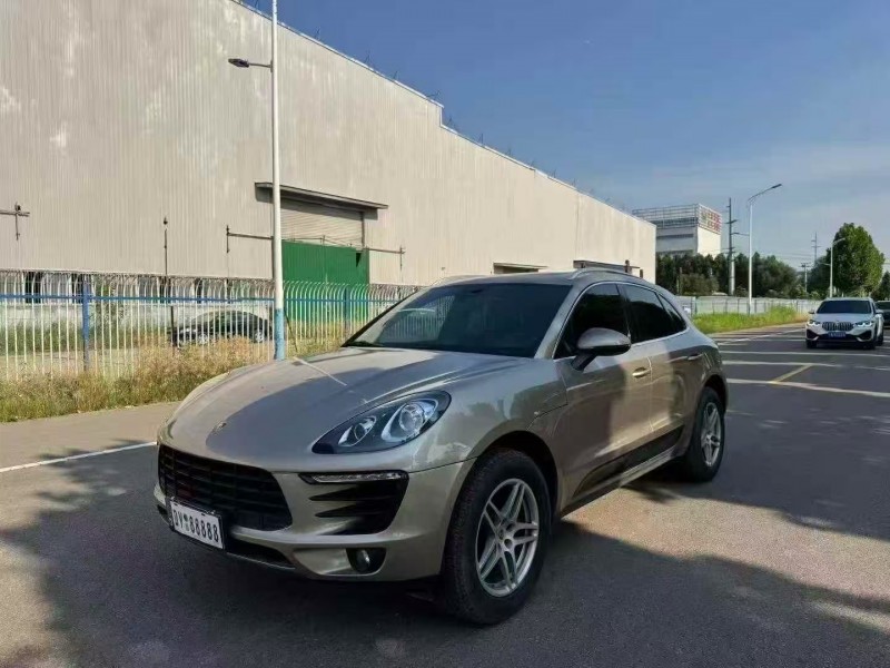 菏泽16年保时捷Macan3