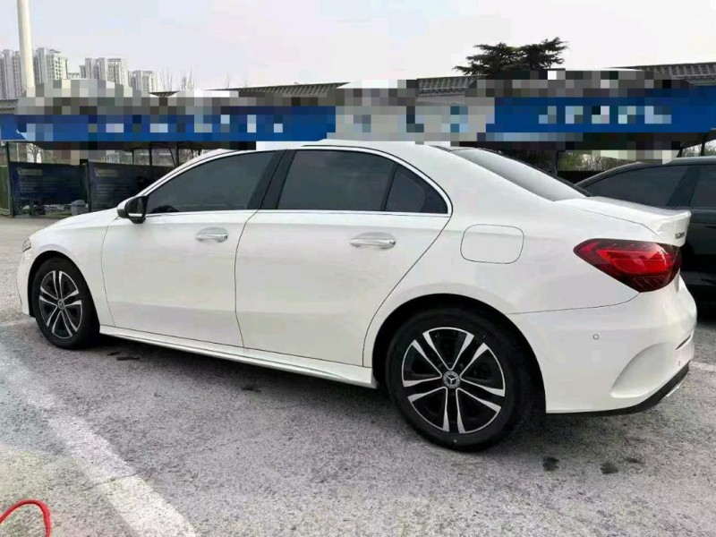 郑州23年奔驰A8