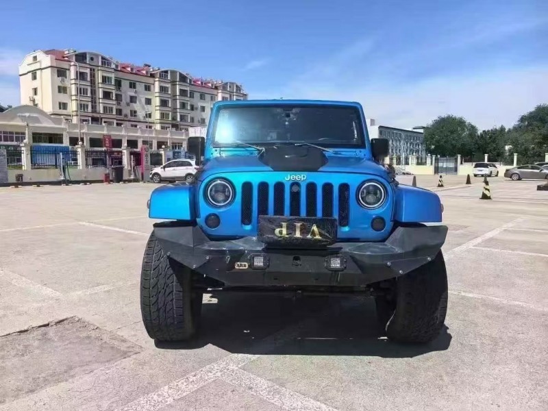 青岛15年Jeep牧马人1