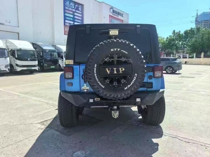 青岛15年Jeep牧马人8