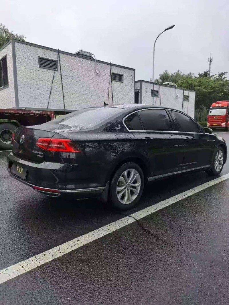 苏州19年大众迈腾8