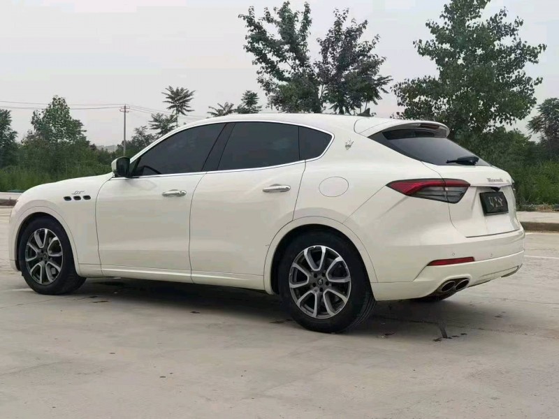 石家庄23年玛莎拉蒂Levante7