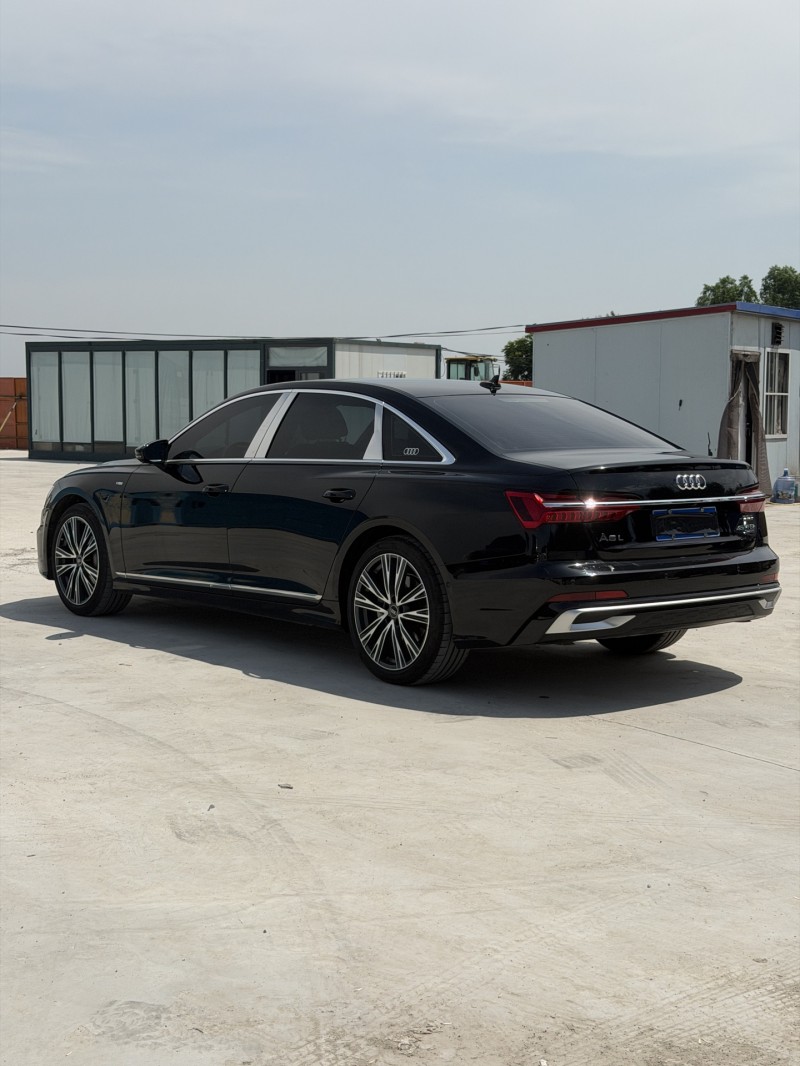 新乡23年奥迪A6L8