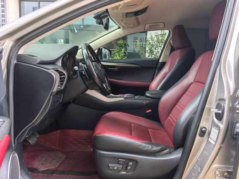 广州20年雷克萨斯NX5