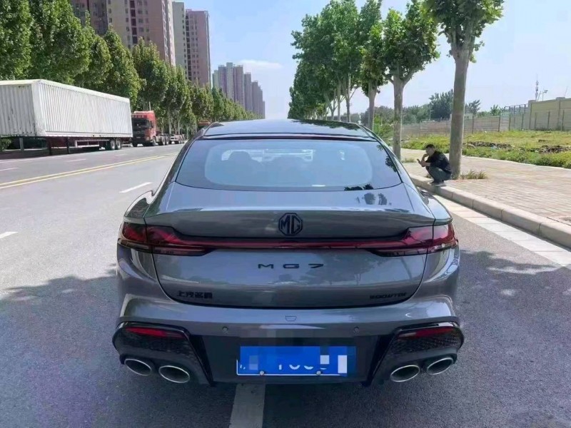 郑州25年名爵76