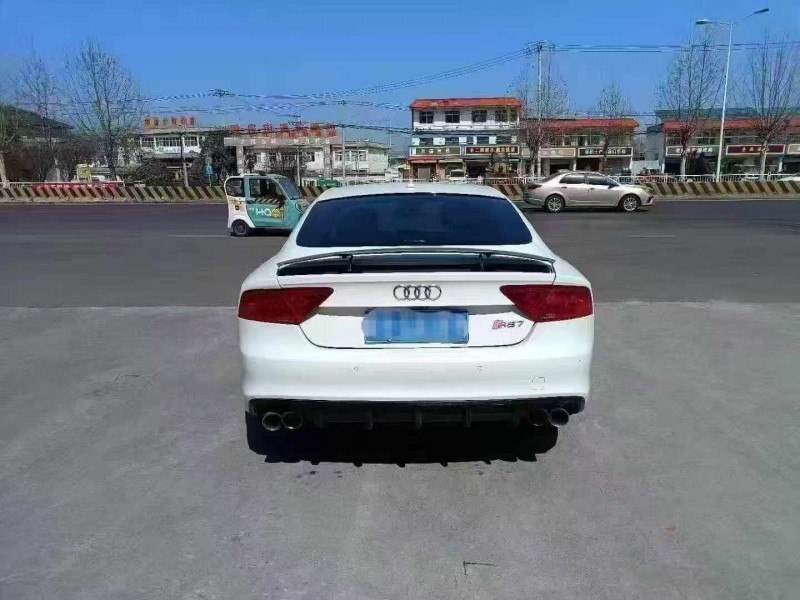 东营14年奥迪A7L8