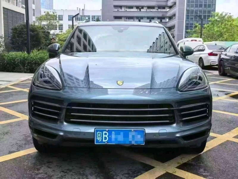 深圳18年保時捷卡宴1