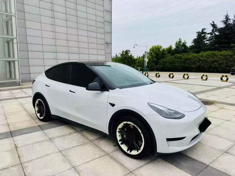 烟台22年特斯拉MODEL Y3