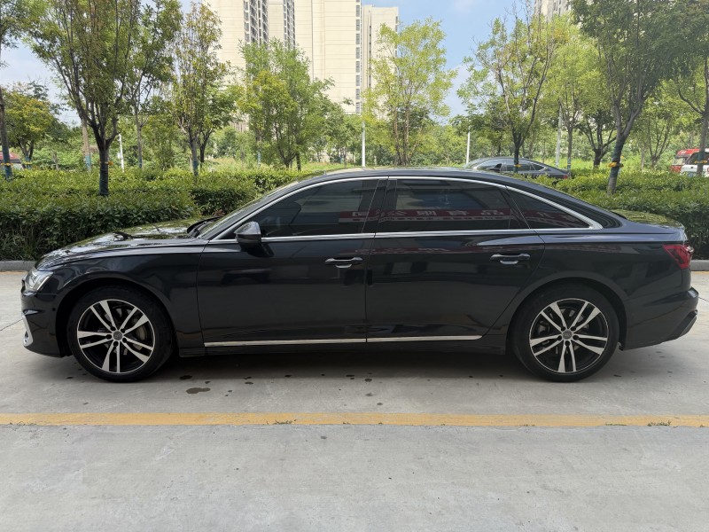 济宁19年奥迪A6L5