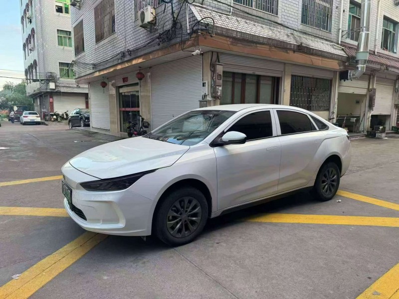 绍兴24年吉利几何2